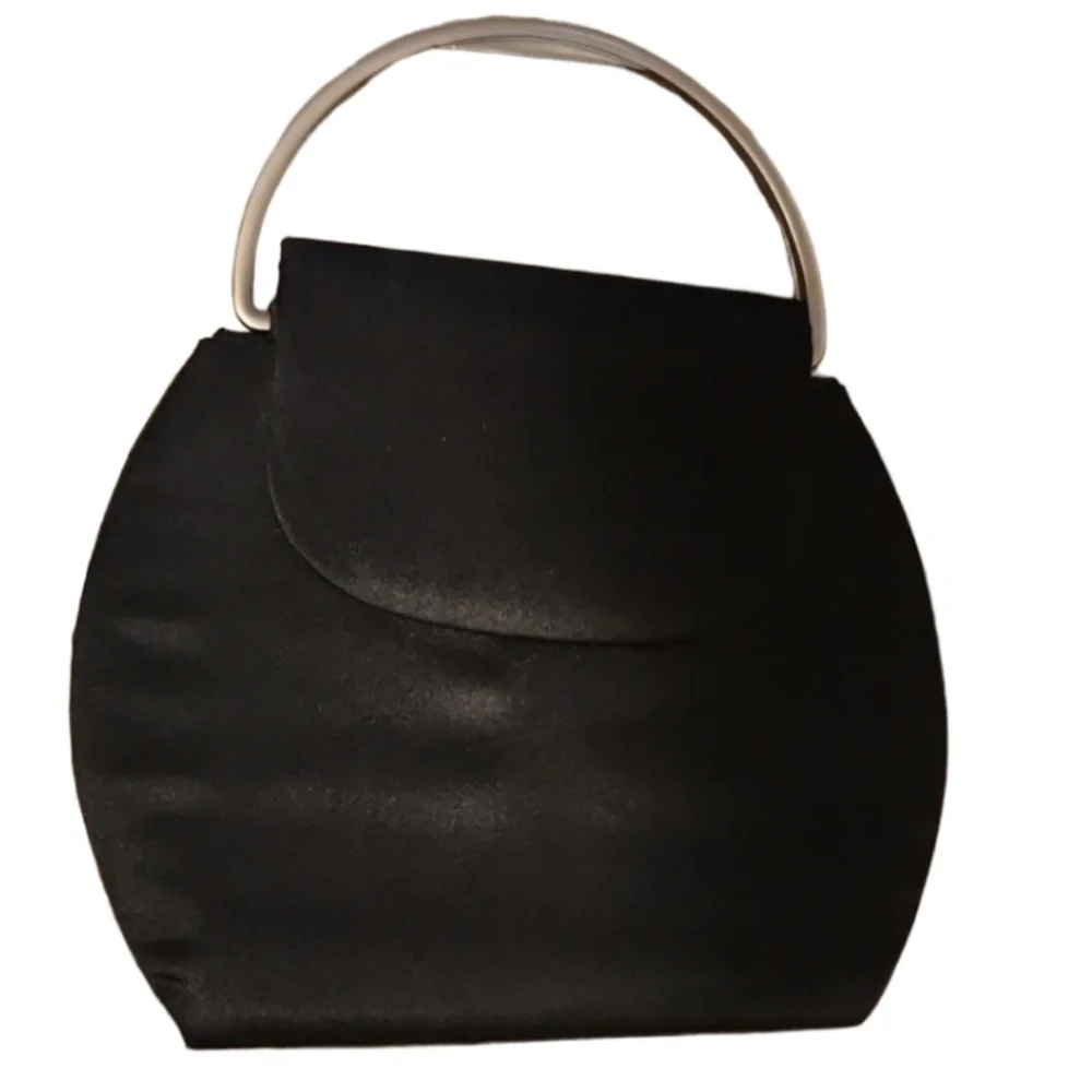 Reaction Kenneth Cole black bag metal hand strap evening bag mini bag Purse